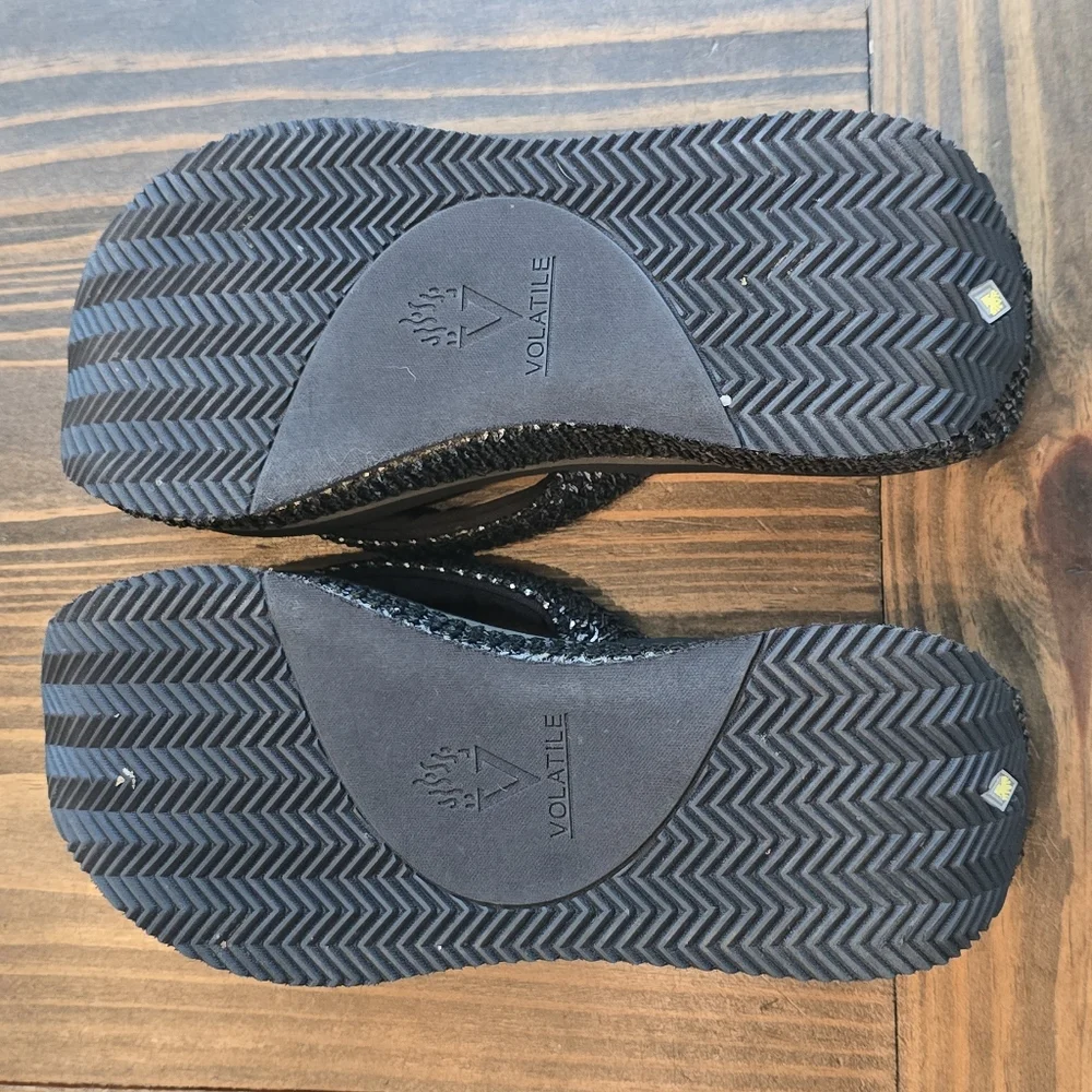 Volatile Women's Black Sandals - Picture 6 of 10